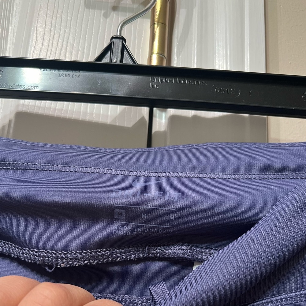 Womens Nike air leggings size M - Picture 5 of 8